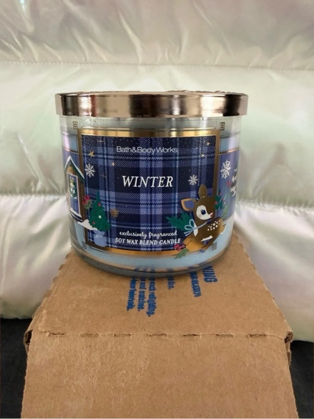 Bath & Body Works Winter Glow Bundle: Iridescent Puffer Tote & 3-Wick Candle - Picture 2 of 4